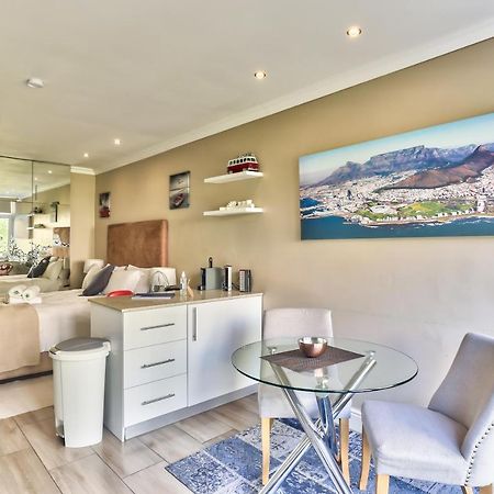 Hyde Park On The Square Apartment Cape Town Exterior foto
