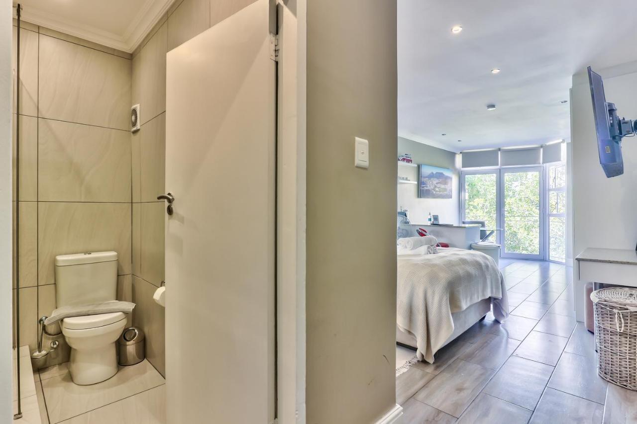 Hyde Park On The Square Apartment Cape Town Exterior foto
