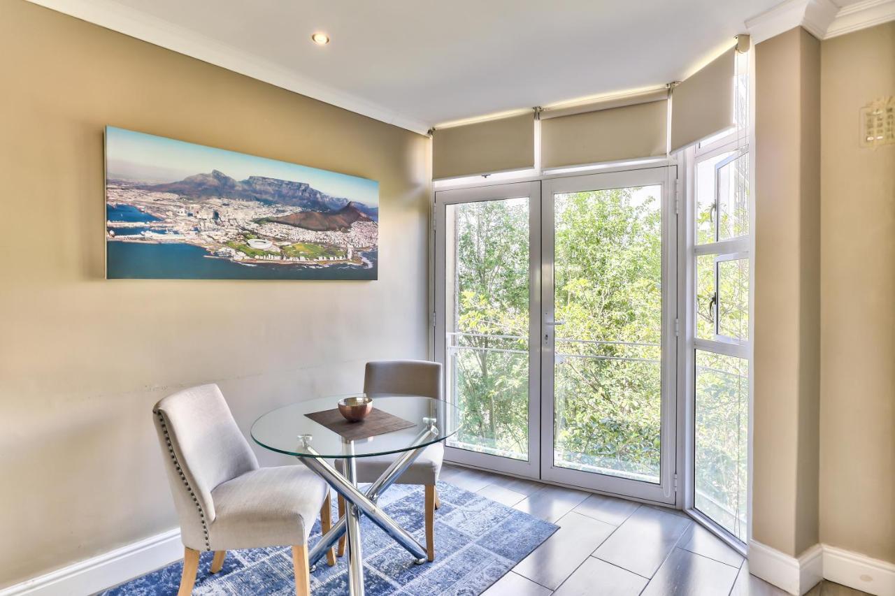 Hyde Park On The Square Apartment Cape Town Exterior foto